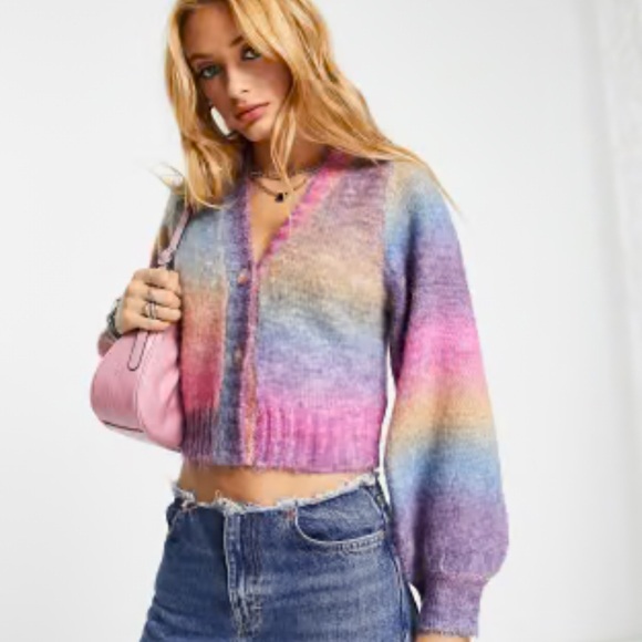 Reclaimed Vintage Sweaters - Reclaimed Vintage Purple and Pink Cropped Cardigan Sweater. SIZE S